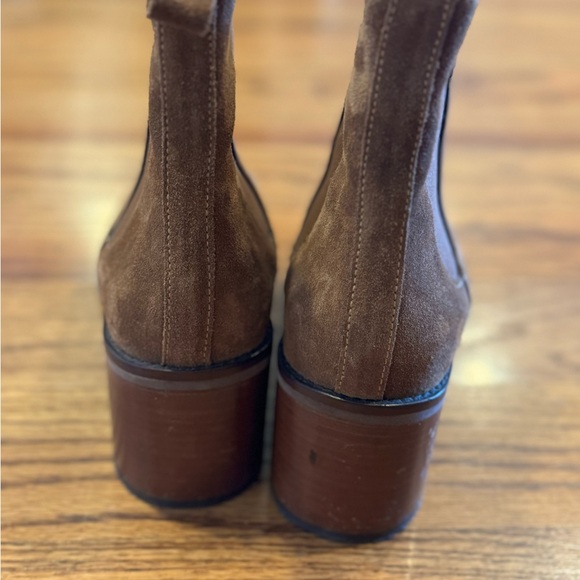 SUNDANCE Catalog Suede Ankle Boots Size 39 (Size 8)  Gorgeous Like New - Picture 8 of 14